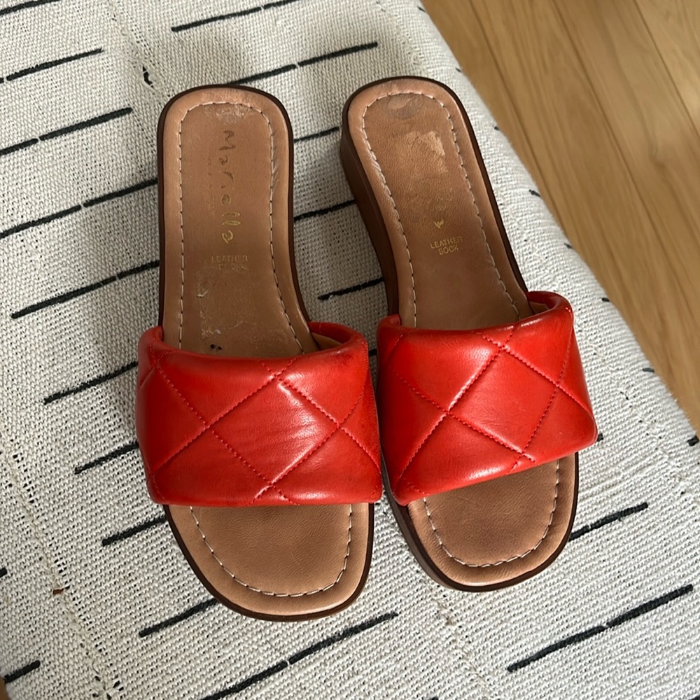 Mariella Sandals - Made in Italy quilted leather slide sandals size 8.5
